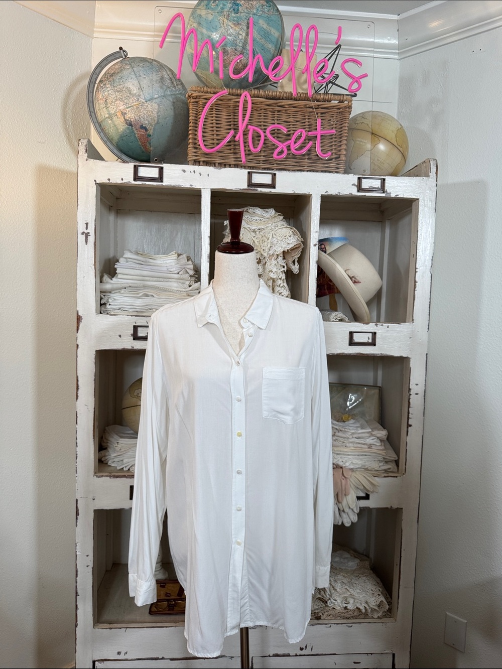 Jane and Delaney rayon button front